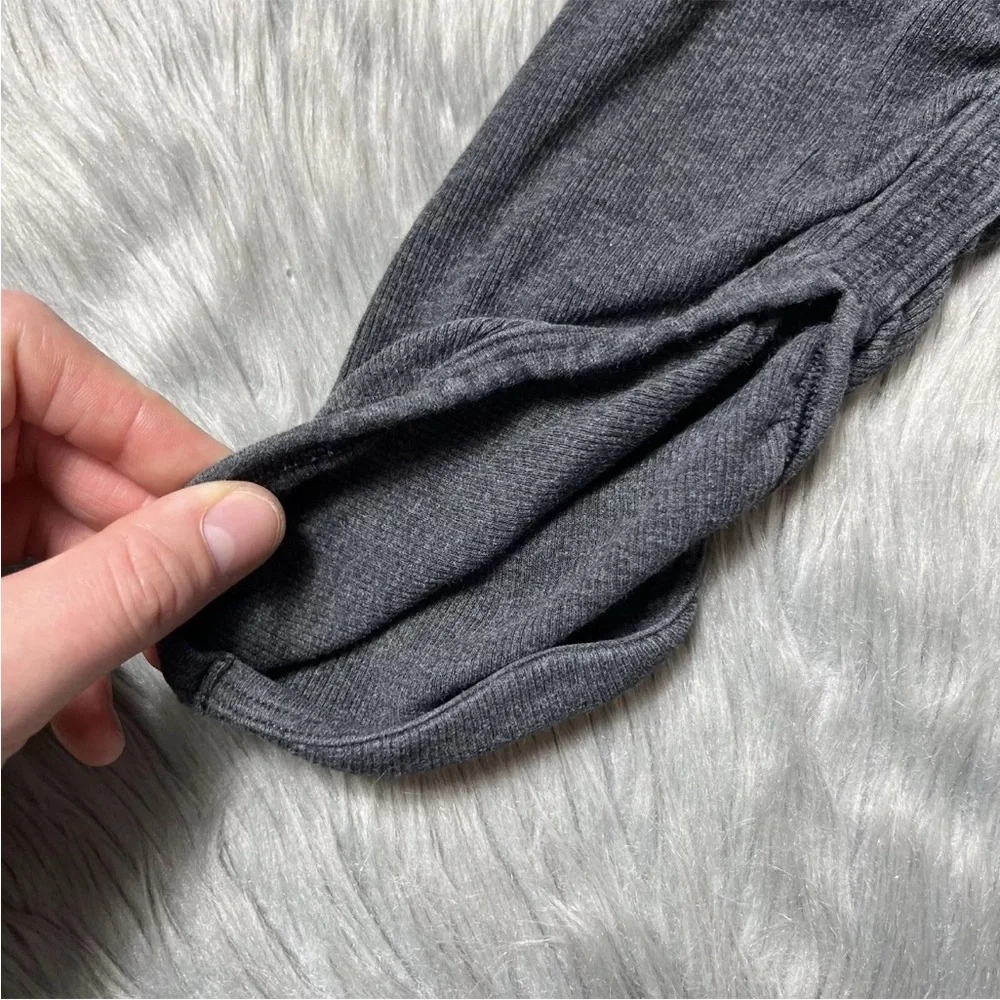 Lululemon Ribbed Gray Ruched Leggings Size 6